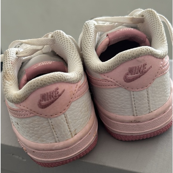 Nike Force 1 - Picture 2 of 6